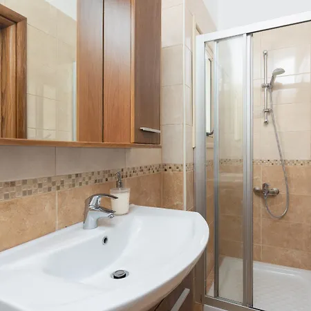 Elite Villa Dhrousha