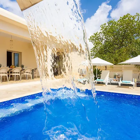 Elite Villa Dhrousha